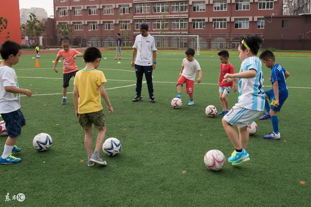 意甲-劳塔罗破门邓弗里斯建功 国米2-2博洛尼亚